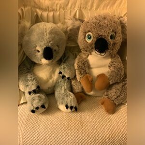 2 STUFFED ANIMALS TOYS